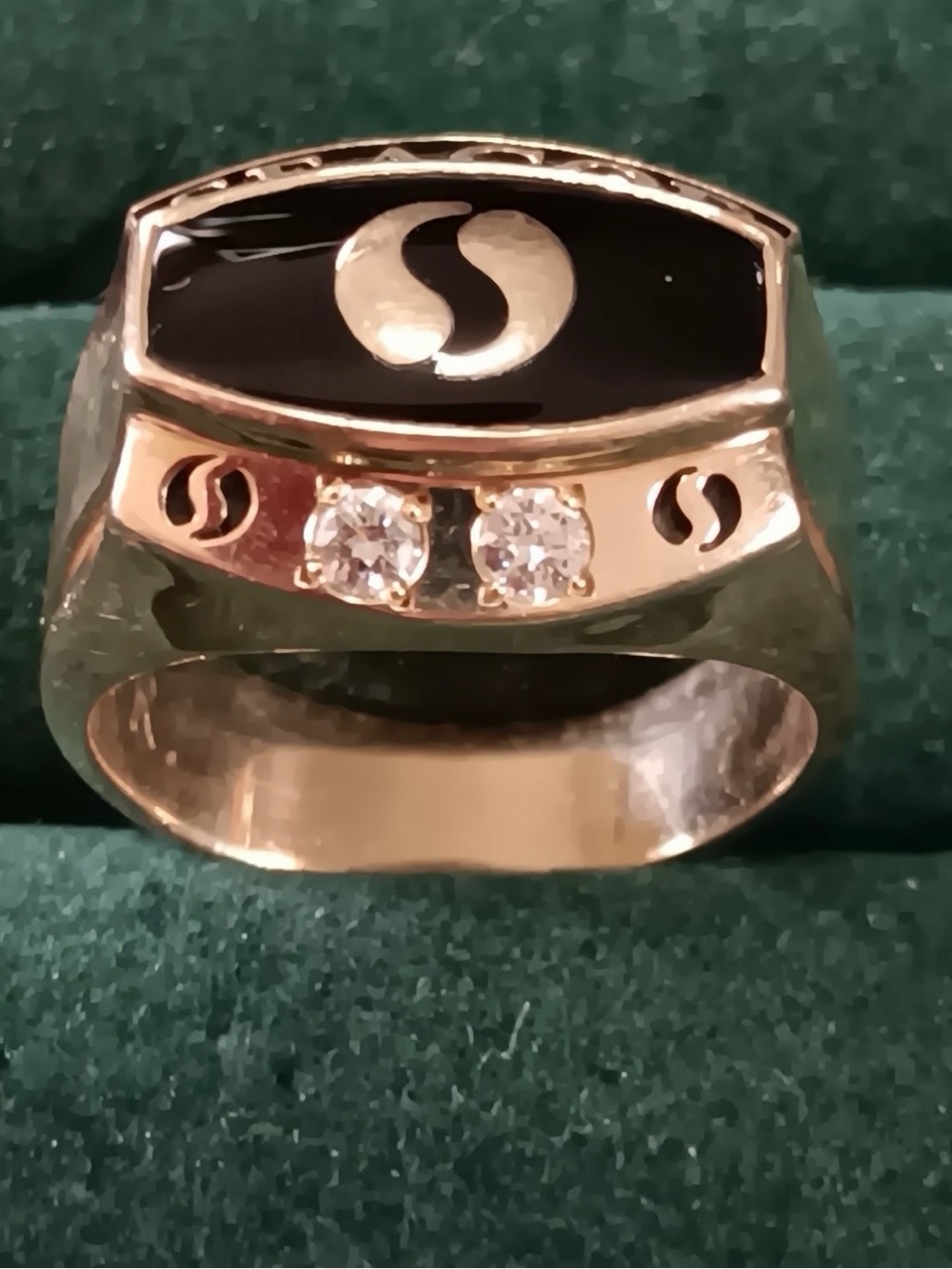 10k gold ring